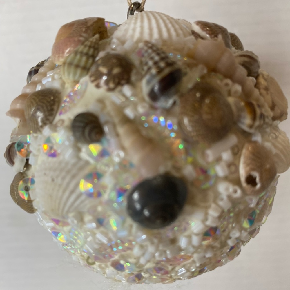 Tommy Bahama White Beige Beaded Sea Shell Ornaments Set of 6 Coastal Christmas - Picture 4 of 4